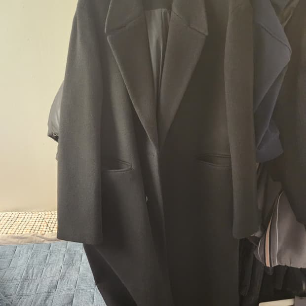 비슬로우 스탠다드 20fw 더블 코트 블랙