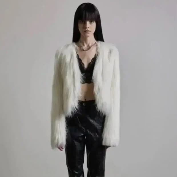 보헤미안서울 보헴서 퍼자켓 화이트