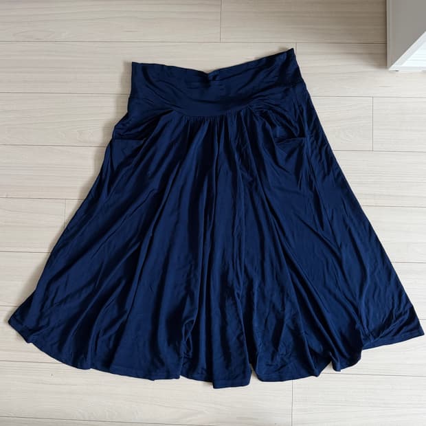 Blue light skirt