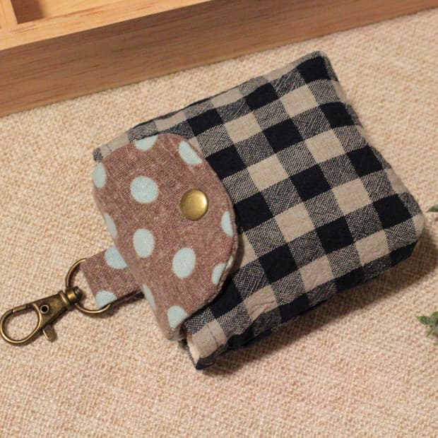 핸드메이드 도트 미니 파우치