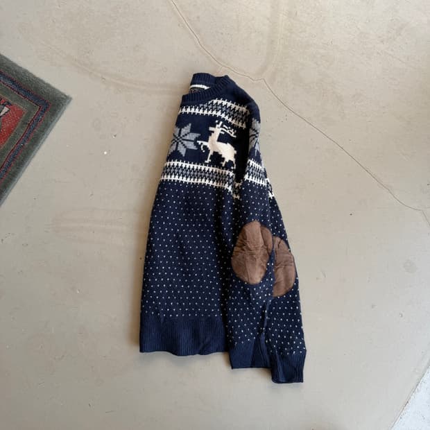 빔즈 노르딕 니트 스웨터