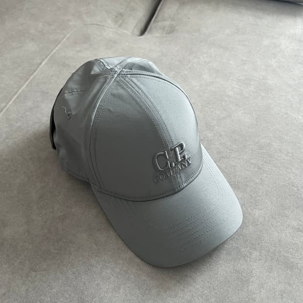 Cp컴퍼니 고글캡 24SS 그레이