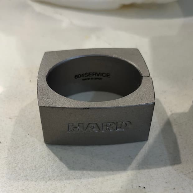 604service pop-up exclusive bangle