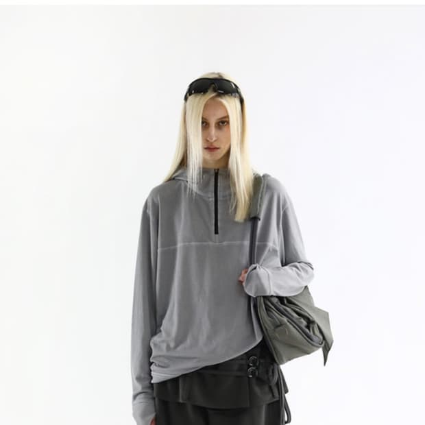 디퍼런티스 하프집업 후드