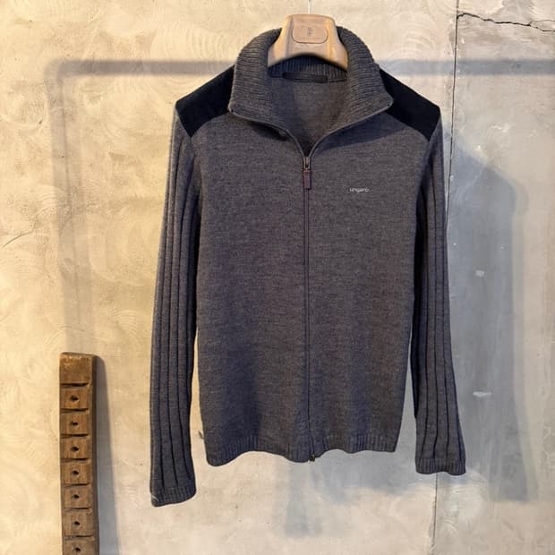 웅가로 짚업 가디건 100