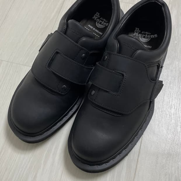 키코 코스타디노브 닥터마틴