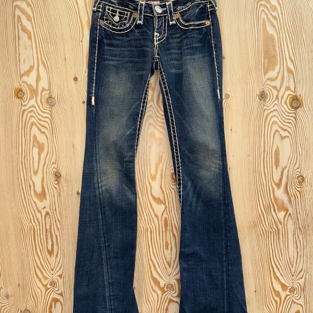 트루릴리젼 조이 슈퍼 T 부츠컷 데님 팬츠