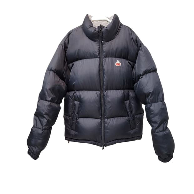 키르시 양면 패딩입니다