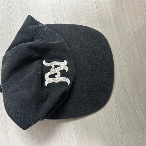 파르티멘토 모자