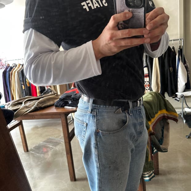 STAFF 프린트 티셔츠