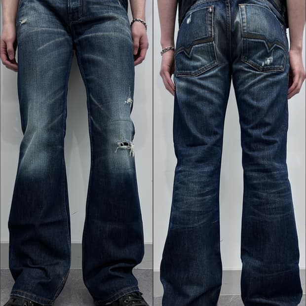 디젤 자티니 워싱 부츠컷 데님