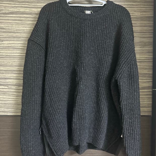 언디피티드 니트