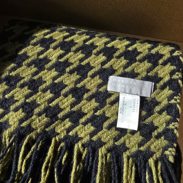 마가렛호웰 올리브그린 블랙  하운드투스 울 머플러