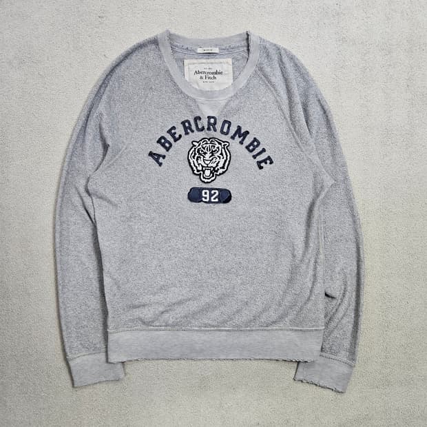 아베크롬비 타이거 맨투맨 L