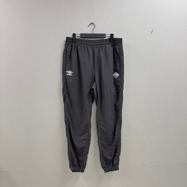 남성 85 xl / 엄브로 피그먼트 웜업 조거팬츠