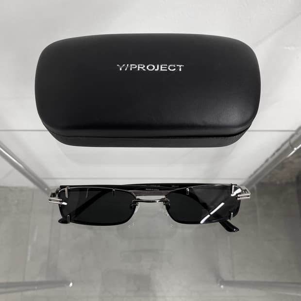 와이프로젝트 x 린다페로우 렉탱귤러 선글라스