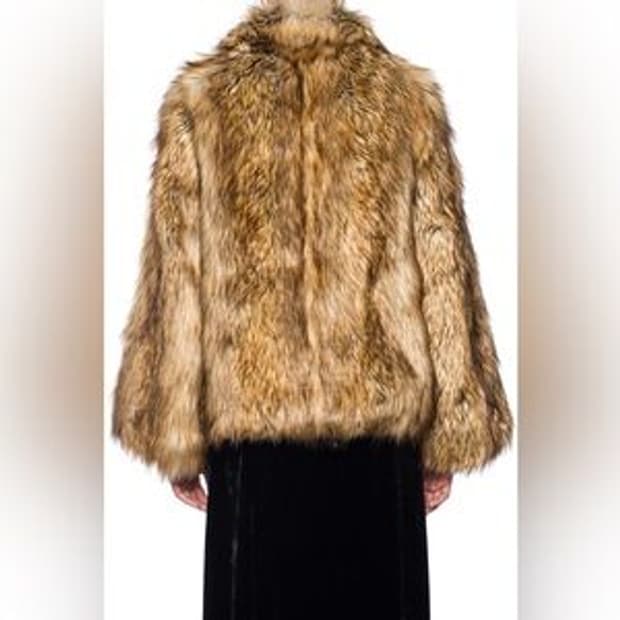 쟈딕앤볼테르 퓨리즈 퍼 자켓엔 코트