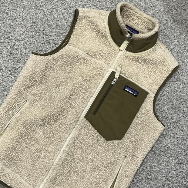[95] 파타고니아 레트로 후리스 조끼