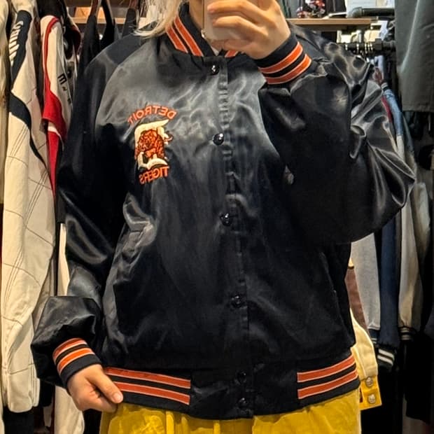 [NO.9] VTG 새틴 바시티 자켓 네이비