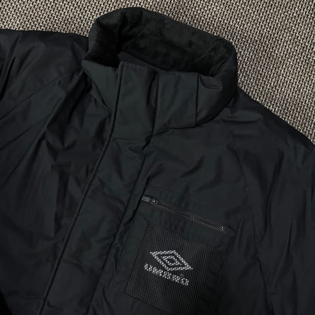 엄브로 아웃포켓 다운 푸퍼 자켓