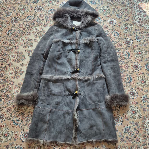 바나나 리퍼블릭 스웨이드 시어링 코트