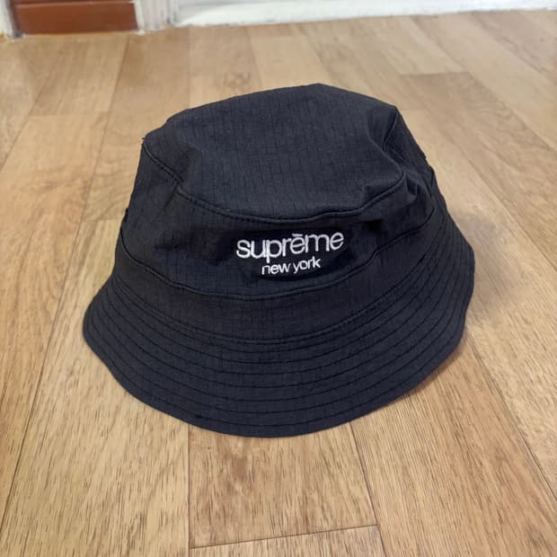 슈프림 버킷햇 s/m