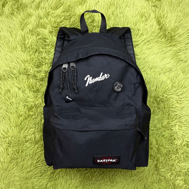 넘버나인 x 이스트팩