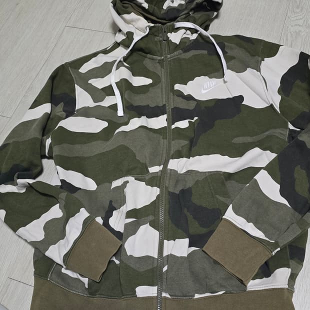 나이키 밀리터리 카모 후드집업(+나이키카모바지증정)