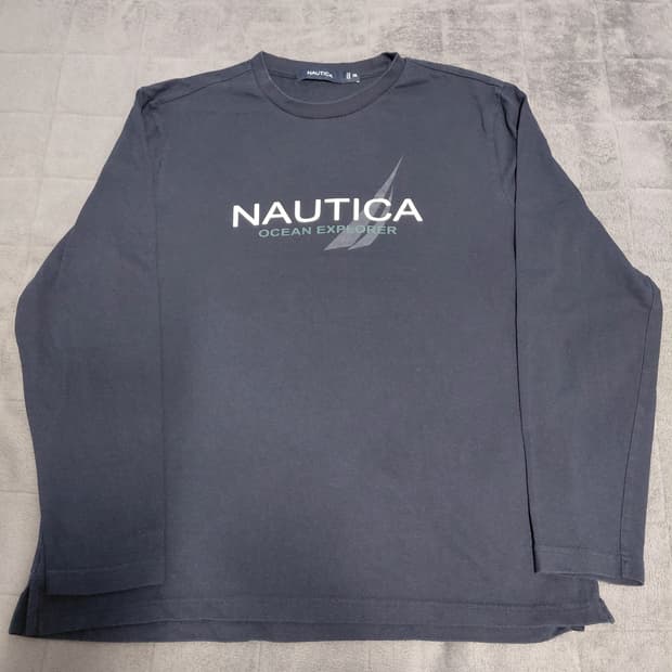 노티카 롱슬리브 티셔츠