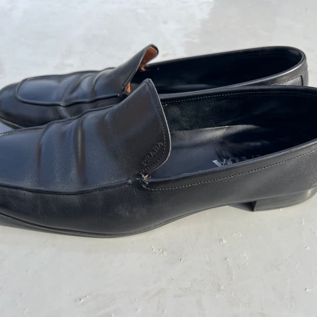 프라다 빈티지 로퍼 260