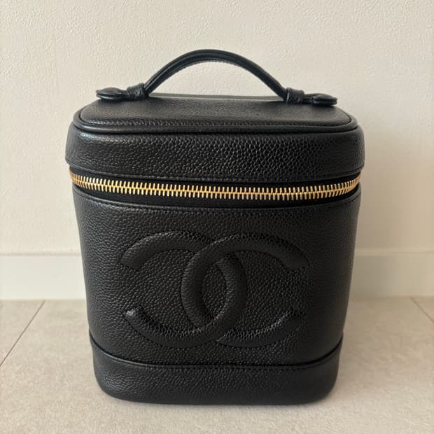 샤넬 빈티지 베니티백 블랙 금장 캐비어
