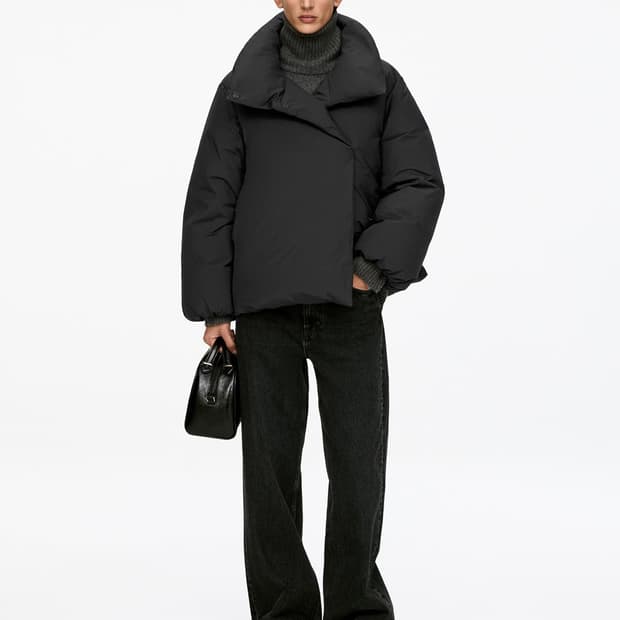 아르켓 업사이클 다운 하이 칼라 자켓 블랙 S