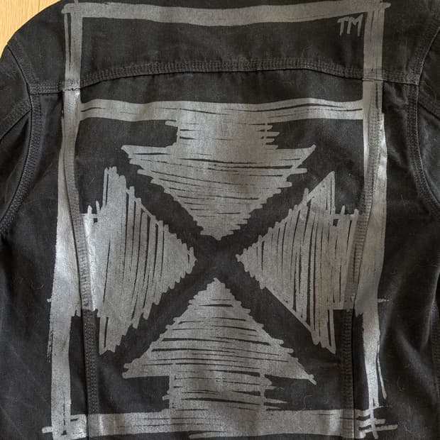 오프회이트 에로우 자켓 