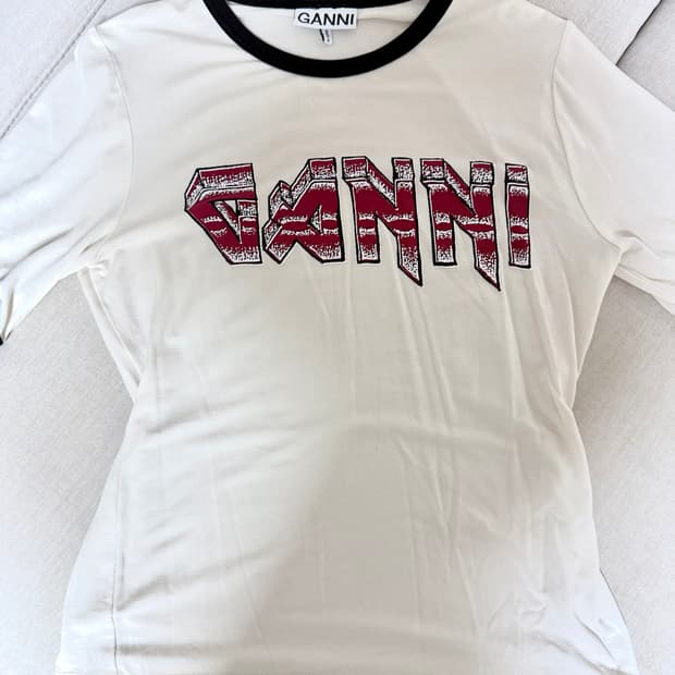 가니 반팔티 s