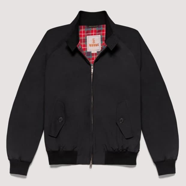 바라쿠타 G9 블랙 42 -> 44 교환합니다.