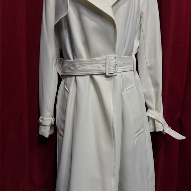 블라썸 흰색 화이트트렌치코트 55/44