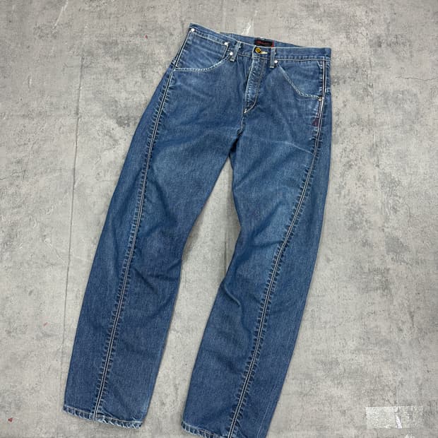 리바이스 엔지니어드진 30