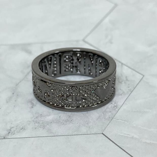 비비안웨스트우드 아카이브 레터링 로고 그레이실버 orb 각인 반지