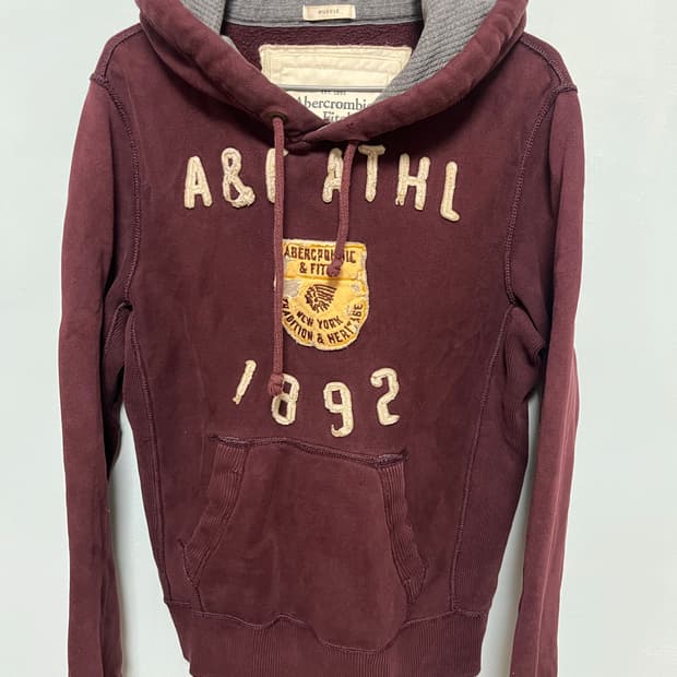 아베크롬비 버건디 후드티
