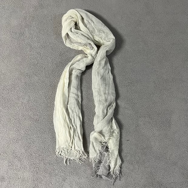 Grunge scarf