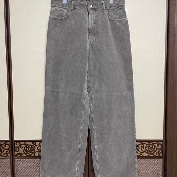 [4] 오라리 피그먼트 다이 핀스 코듀로이 와이드 팬츠 올리브 브라운