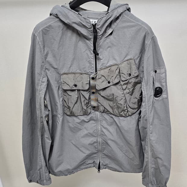 cp컴퍼니 포켓 후드 자켓 105 판매