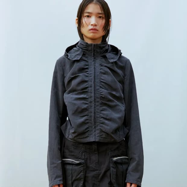 13month Recycle Shirring Windbreaker