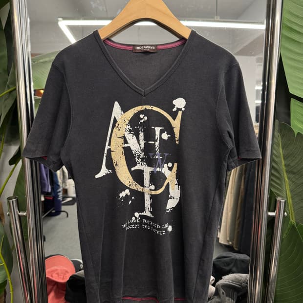 Japanese vintage 여성 브이넥반팔