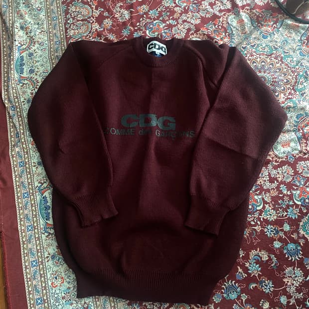 [M] CDG 와인색 니트