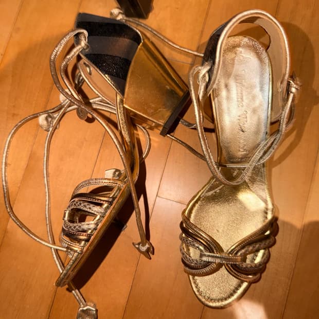 비비안웨스트우드 갸루 샌들힐 39