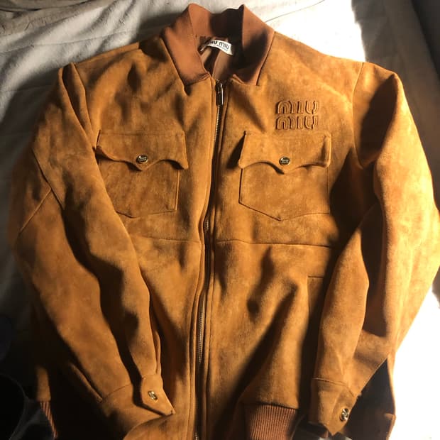 미우미우 스웨이드 브라운 자켓 