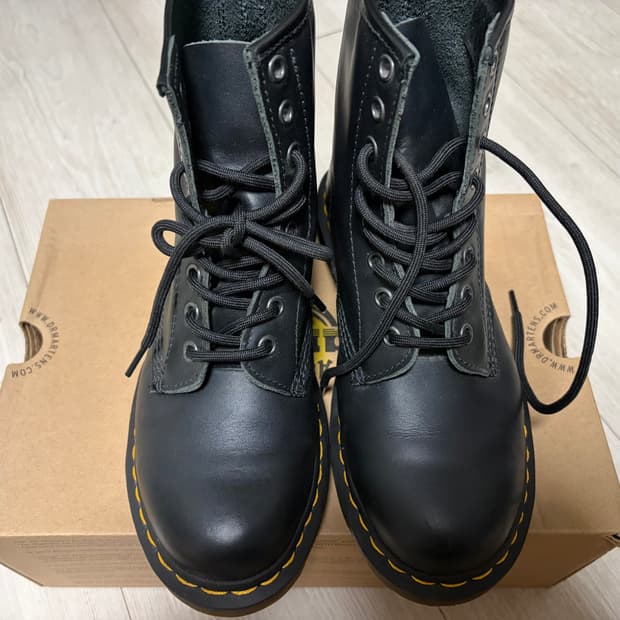 닥터마틴 1460 8홀 NAPPA 11822002
