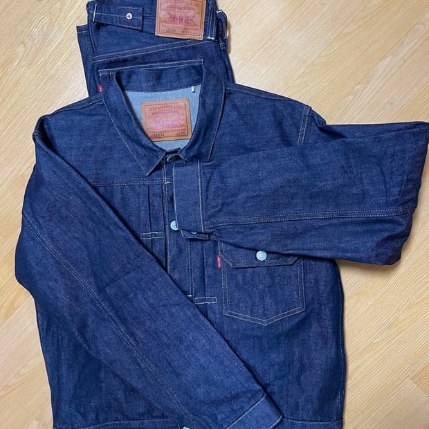 리바이스 LVC 1세대 셋업 판매합니다.