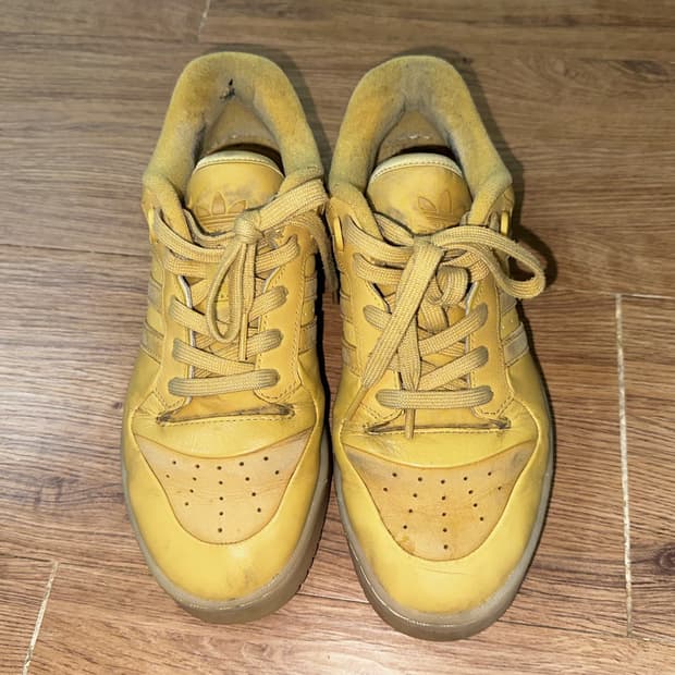 아디다스 스니커즈 옐로우